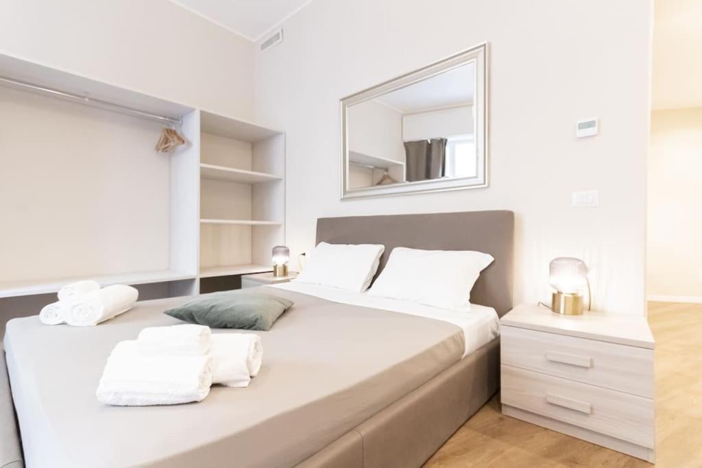Santa Maria Valle 1 Milano Ngoại thất bức ảnh